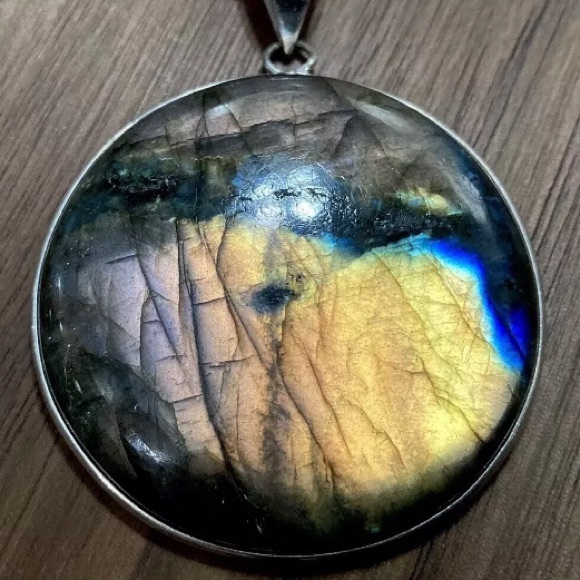 XL High Quality Bright Flash Blue Yellow PINK Labradorite 925 Gemstone Pendant - Picture 3 of 16